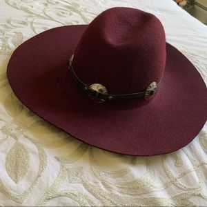 Maroon wide brim hat